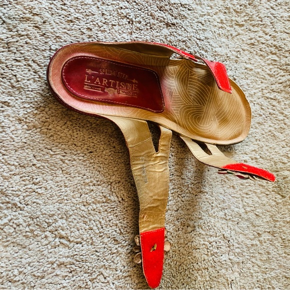 Fabulous Red Size 7 Leather Molded Adjustable Straps Slides/Mules by L’ Artiste - Picture 4 of 4
